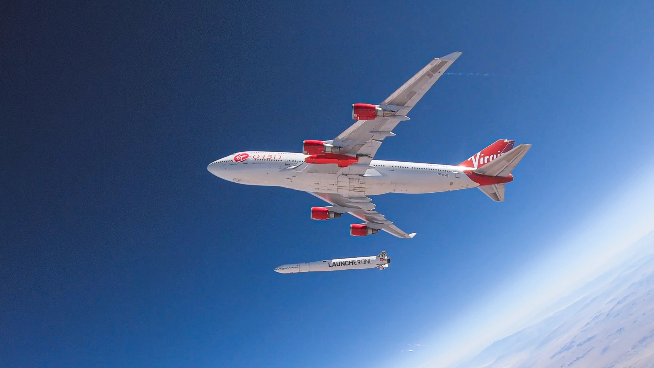 Virgin Orbit 747 launching Launcher One.